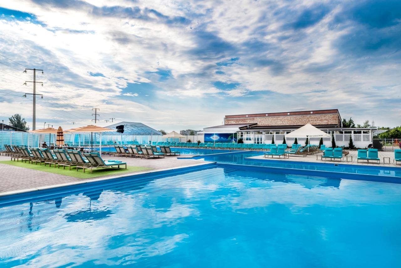 Aqua Marina Hotel Kherson Exterior photo